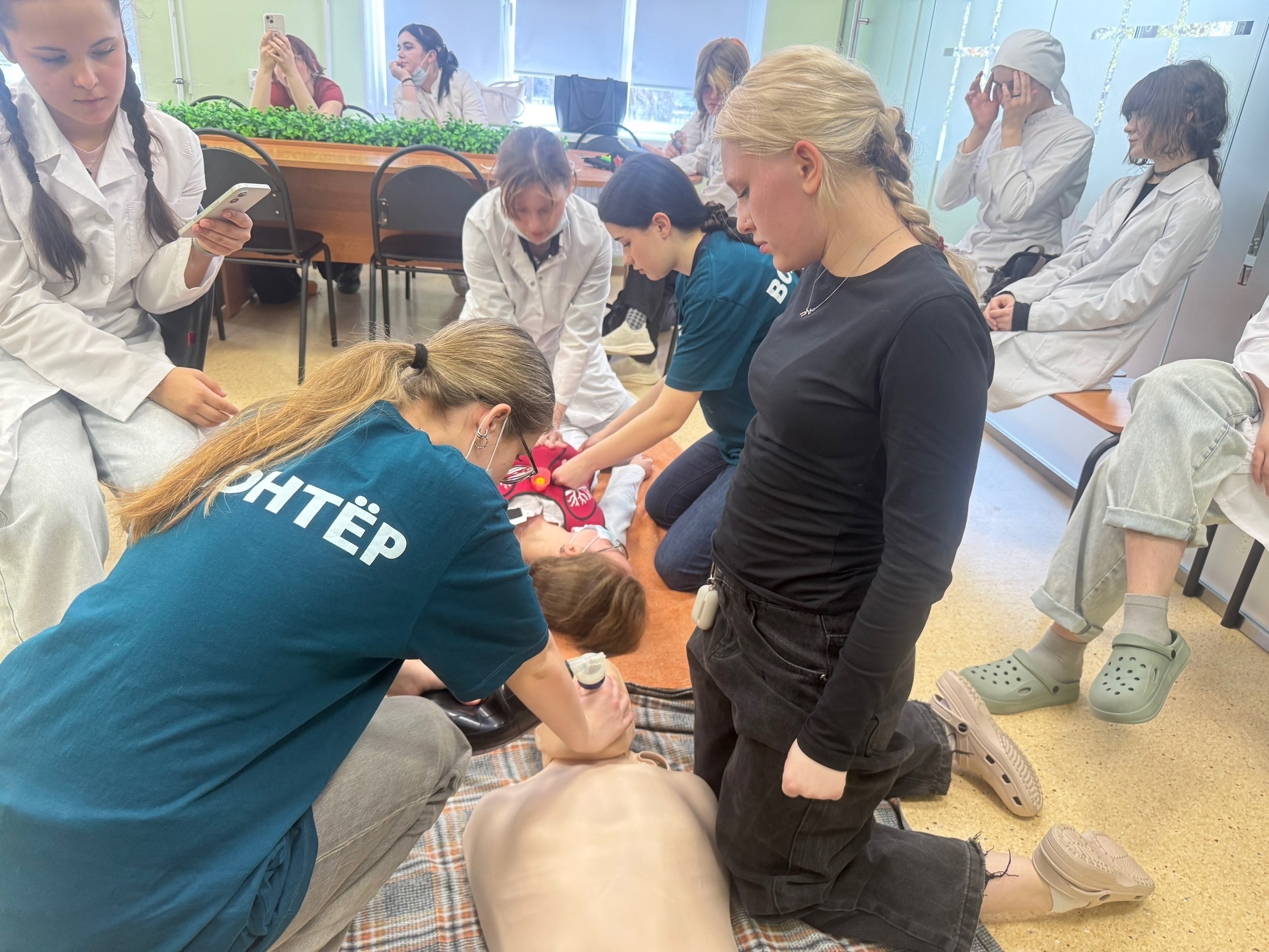 Сверстник - сверстнику: мастер-класс по первой помощи